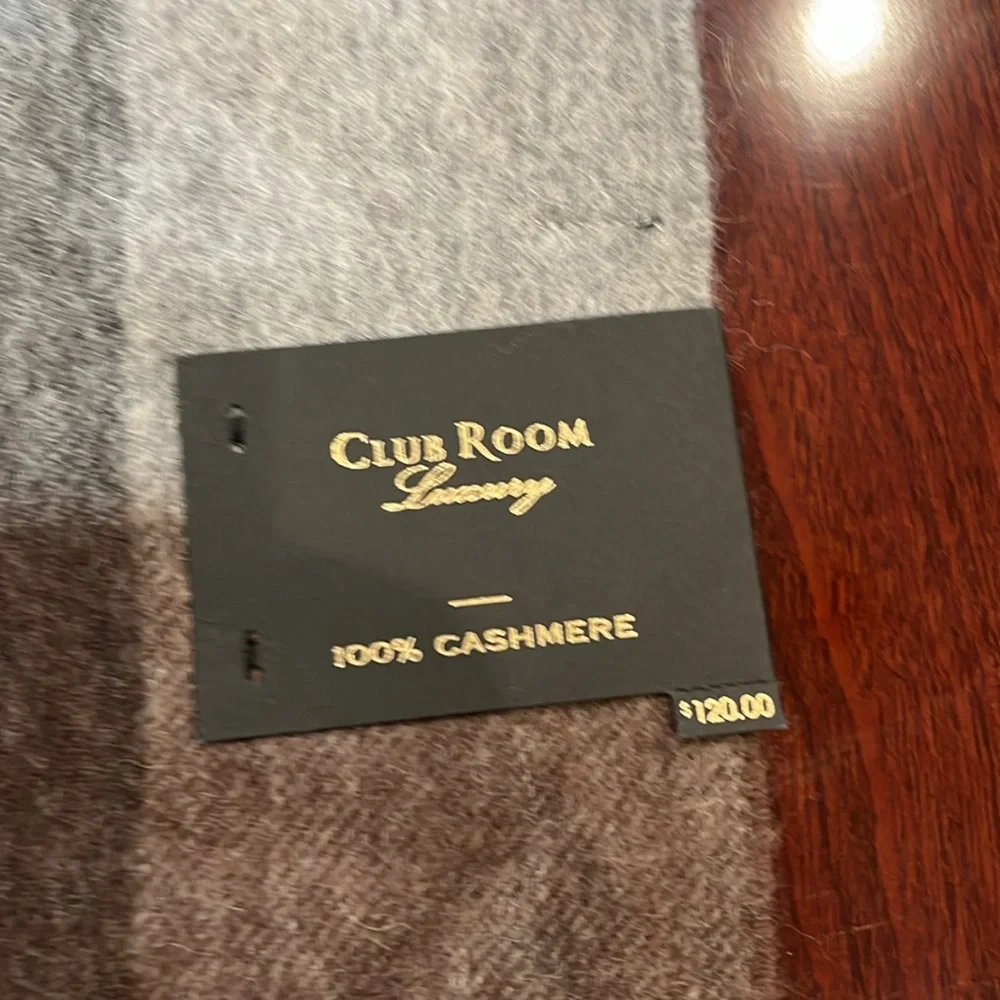 CLUB ROOM Luxury Mens Scarf 100% Cashmere New with tag Tan/gray
